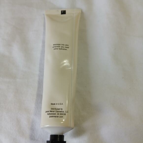 Josie Maran Whipped Argan Oil Body Butter Sealed Unscented 2.37 oz travel size - Picture 4 of 6